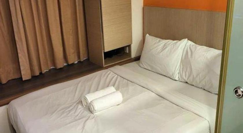 Reddoorz Premium @ Balestier Hotel Singapore
